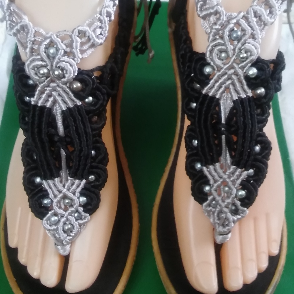 SANDALS - Picture 3 of 8